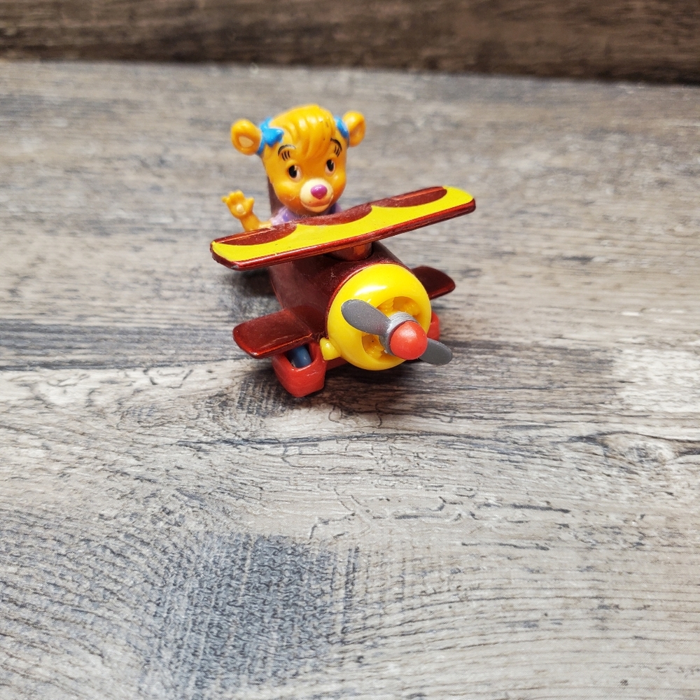 Vtg‎ disney TAleSPIN  PLANE toy Molly bi-plane figure Kit racing diecast